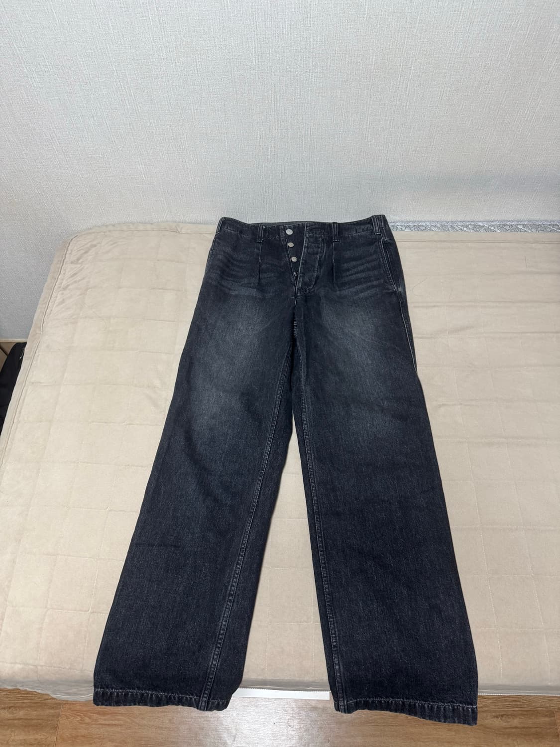 어나더오피스 페이드 블랙 데님 (1사이즈) 상품이미지2