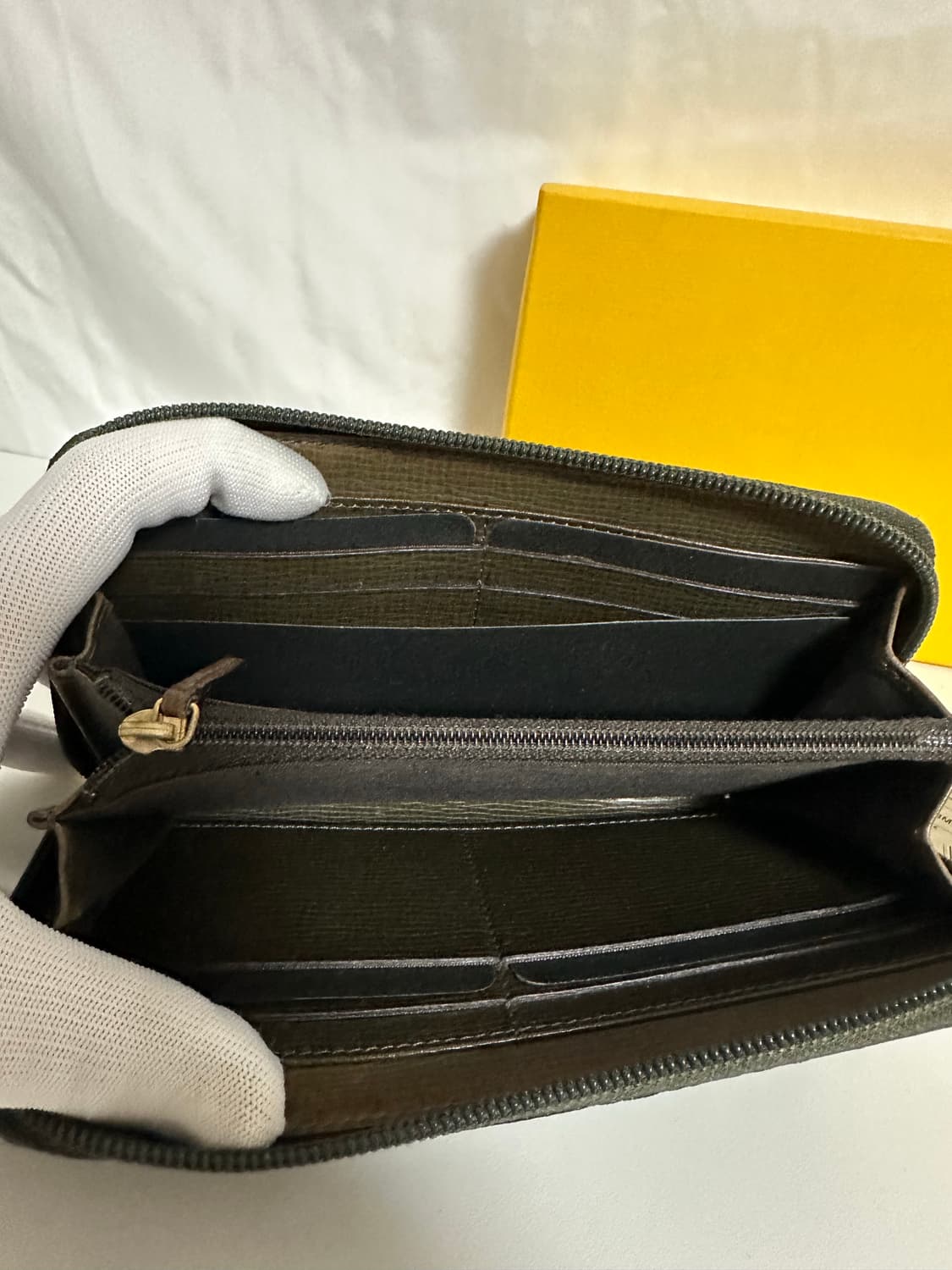 펜디 자카드 지퍼장지갑 올리브 (OS) 상품이미지5