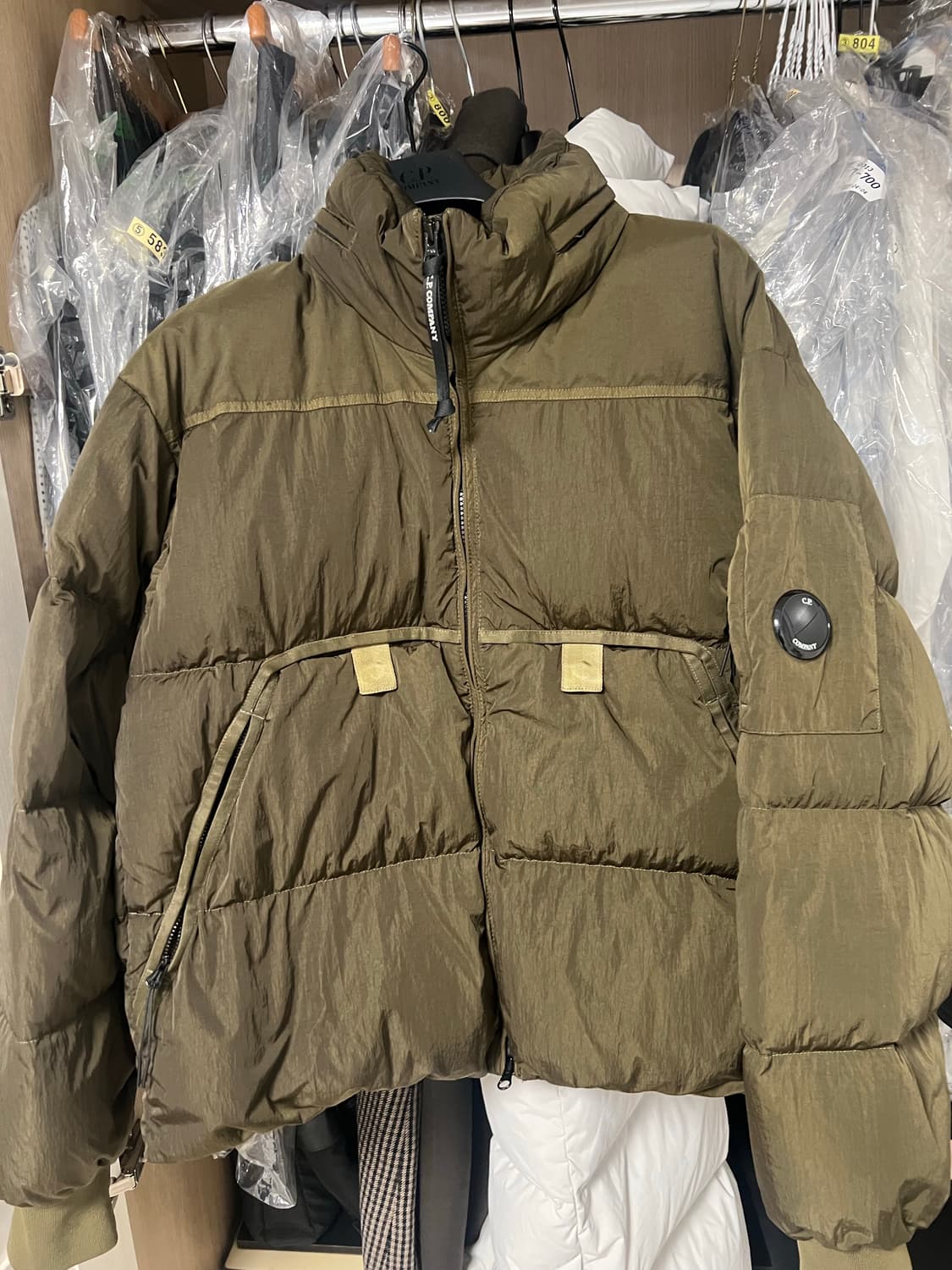 CP컴퍼니 에코크롬R 믹스드 다운 패딩 올리브그린 48 상품이미지3