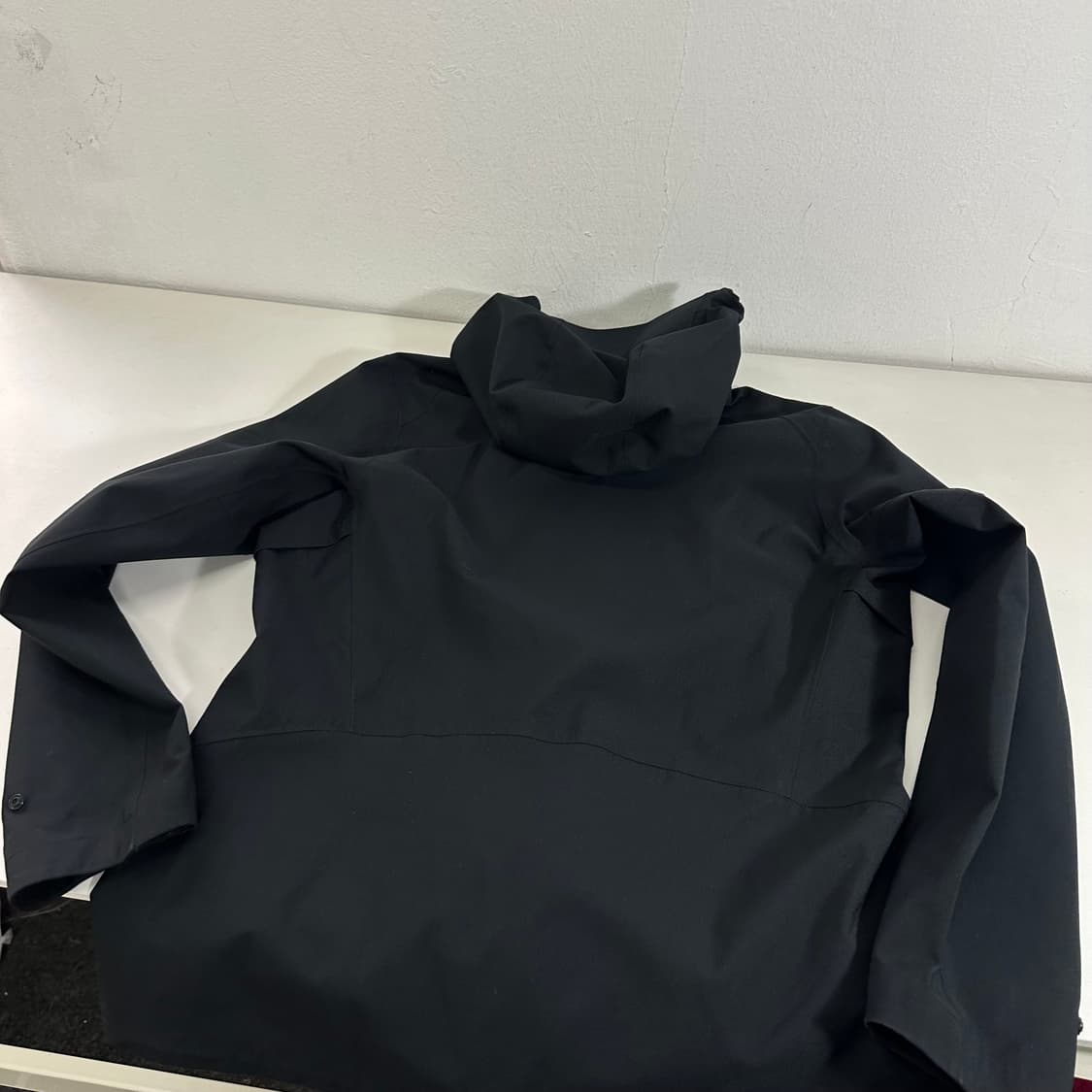 L 유니클로 블랙 후드 바람막이자켓 상품이미지7