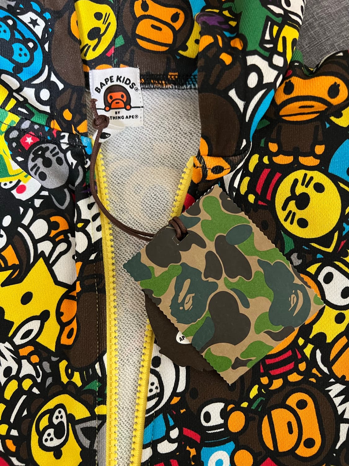 베이프 베이비 마일로 후드집업 상품이미지3