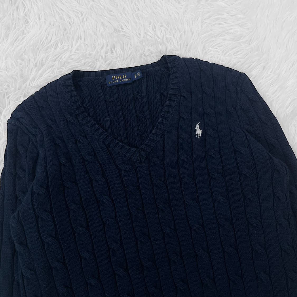 폴로 랄프로렌 포니 로고 브이넥 케이블 니트 네이비 상품이미지3