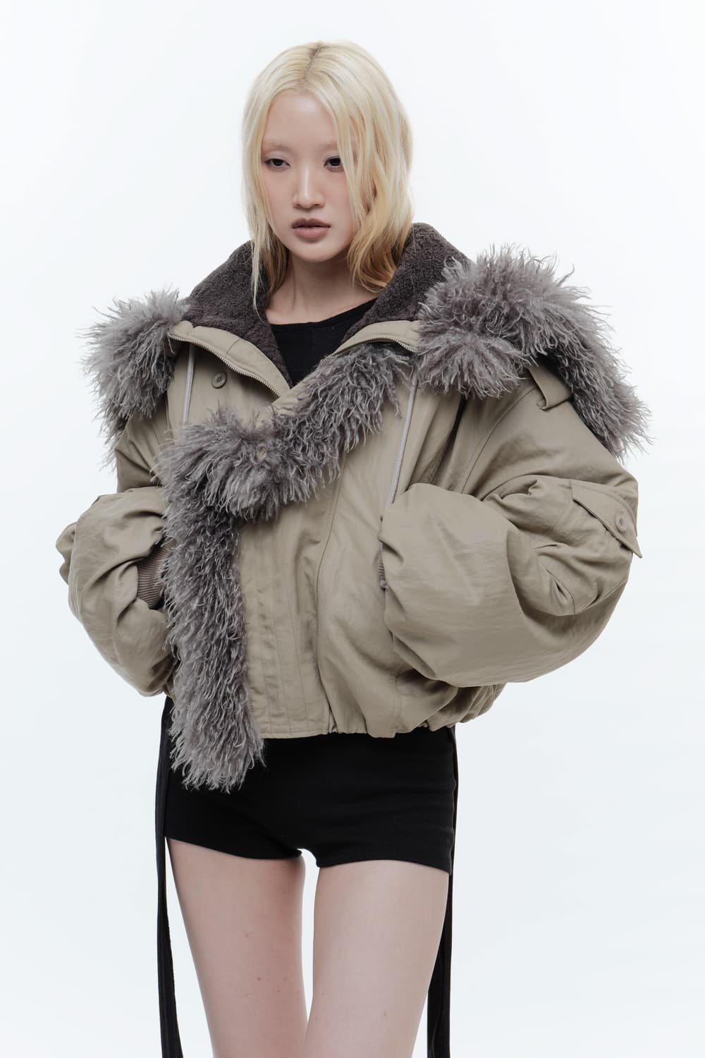 WETTAG HOODED SHEARLING BOMBER JACKET 상품이미지1