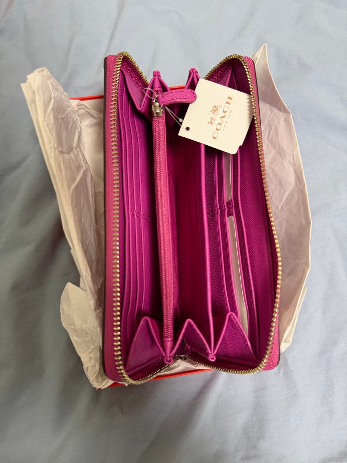 코치 사피아노 레더 아코디언 지갑 핑크 상품이미지4