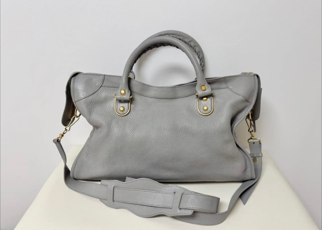 [정품] 발렌시아가 클래식 시티 모터백 그레이 (숄더스트랩 포함) 상품이미지2