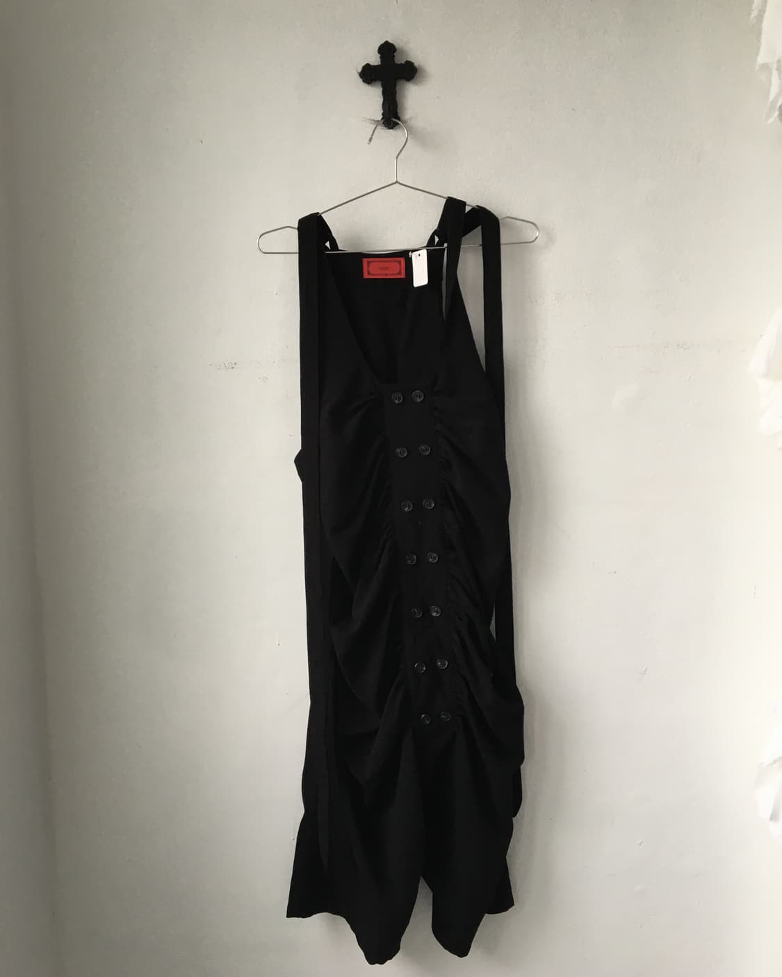 Double button shirring tied sleeveless j 상품이미지2