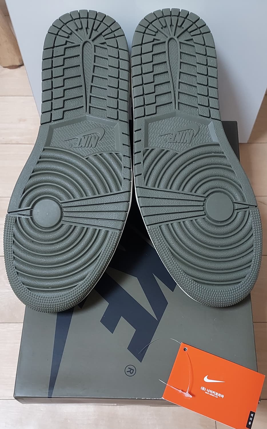 (280)나이키 조던1로우 OG 미디엄 올리브 블랙  상품이미지6