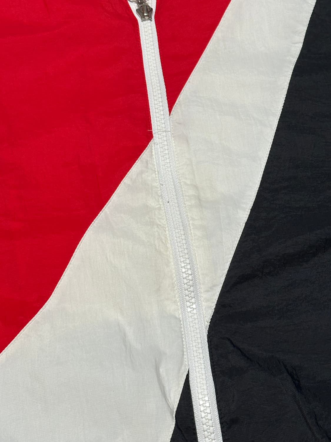 나이키 NIKE 빅스우시 우븐 배색 바람막이 자켓 검빨 상품이미지5