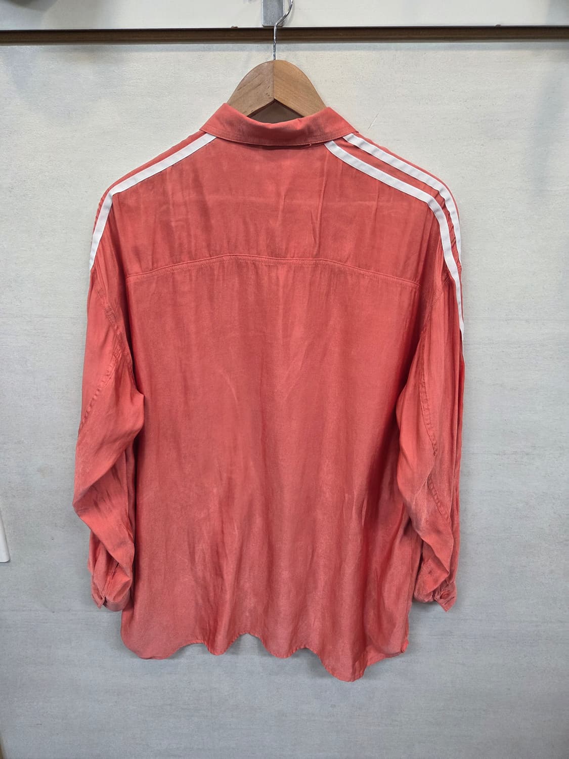 아디다스 여성 사틴 버튼 셔츠긴팔 s 상품이미지2