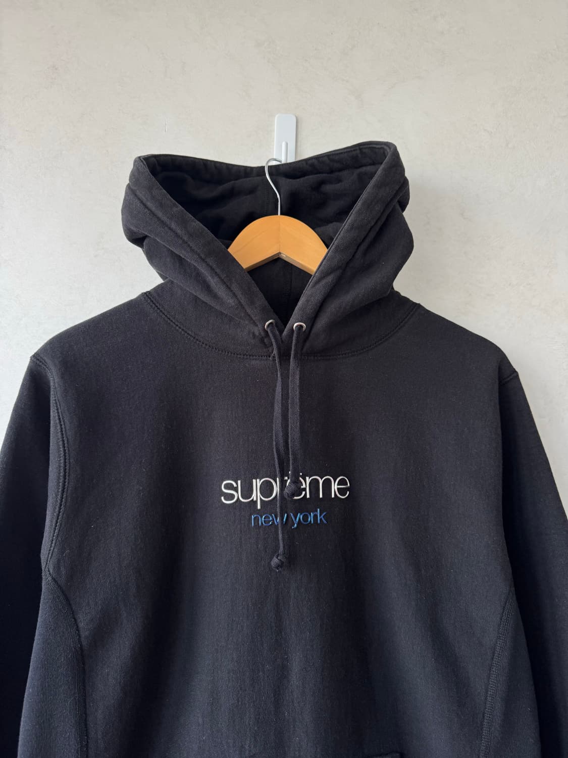 Fw16 슈프림 Chrome Classic 로고 후드티 상품이미지2