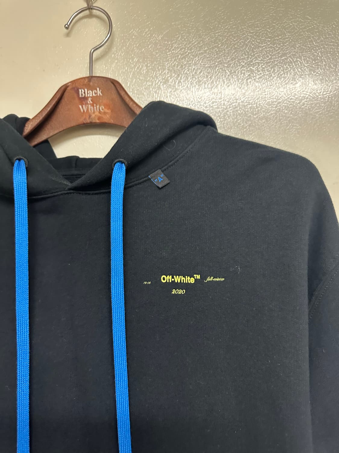 Off-White 후드티 XL 블랙 (105-110) 19FW 마지막 상품이미지3