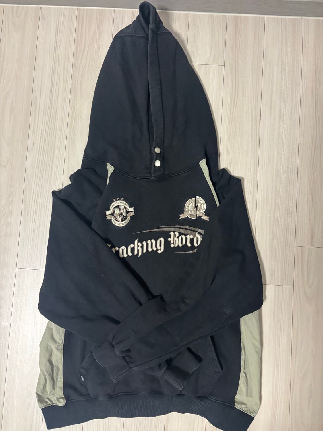 꼼파뇨 후디 블랙 M 상품이미지1