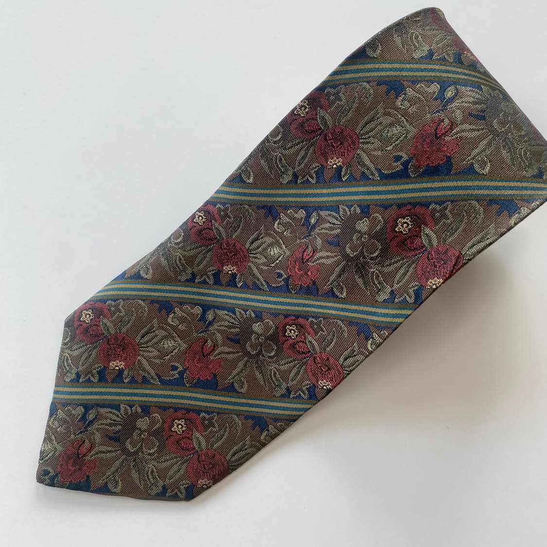 입생로랑(YSL) 명품 정품 넥타이8.7cm 상품이미지5