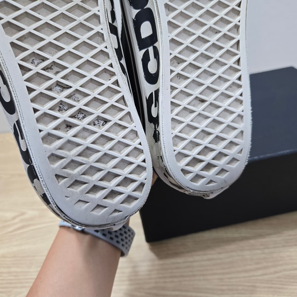 265 반스 x CDG 볼트 올드스쿨 OG  상품이미지9