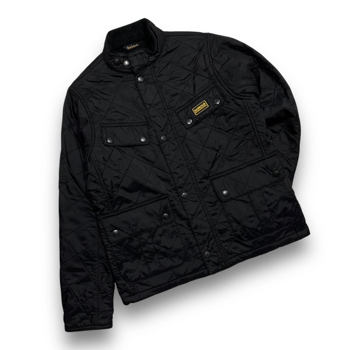 바버 인터내셔널 아리엘 슬림 다크 퀼팅자켓 상품이미지1