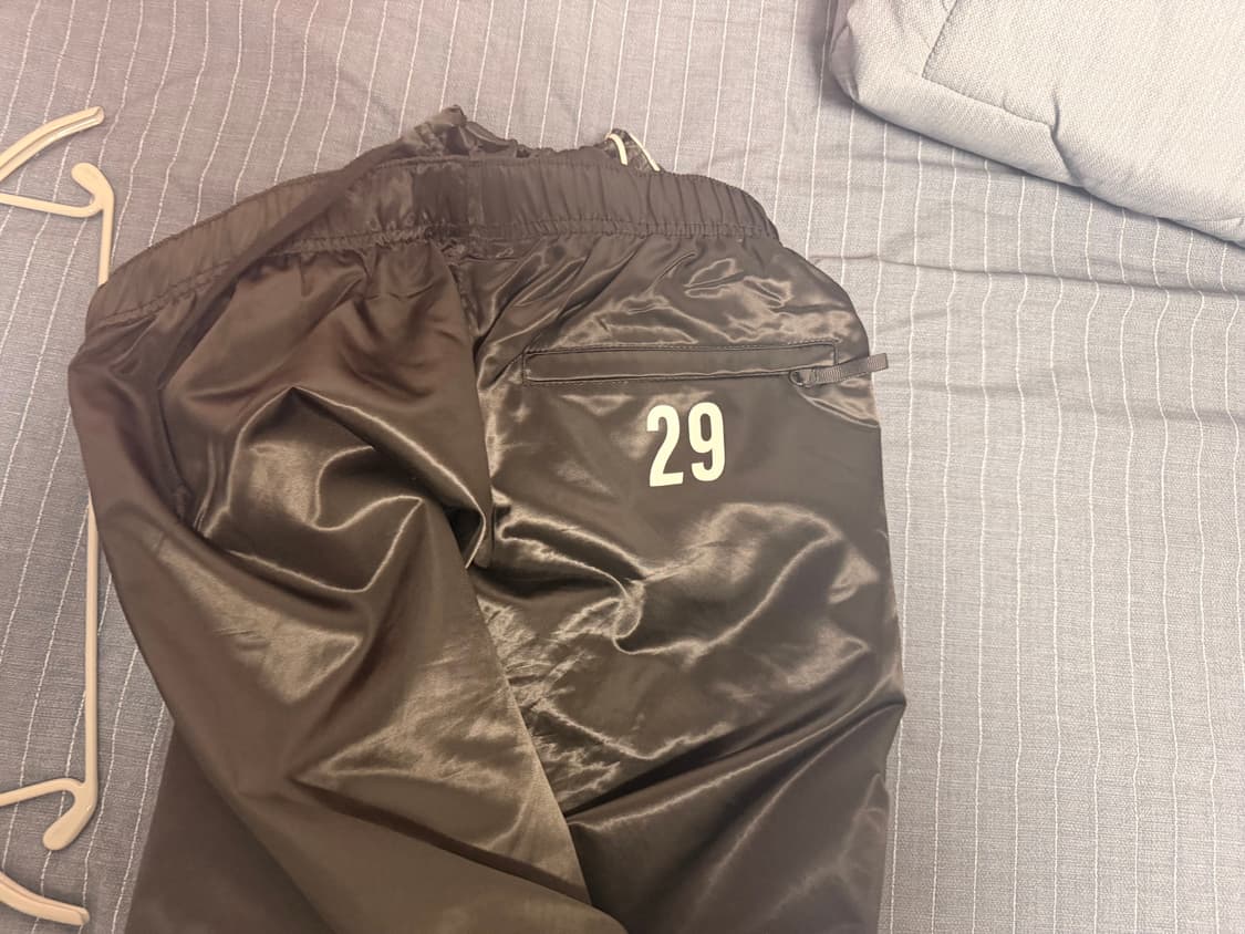 슈프림 사틴 트랙 팬츠 블랙 상품이미지2