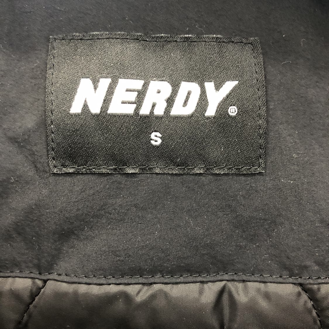 NERDY 널디 파이핑 푸퍼후드점퍼 S 90-95 상품이미지5