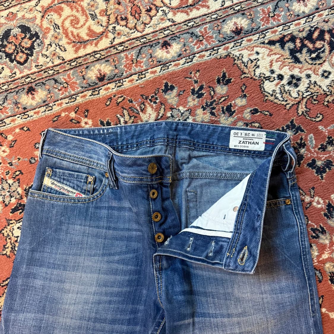 디젤 Zathan 부츠컷 데님팬츠 (30) 상품이미지2