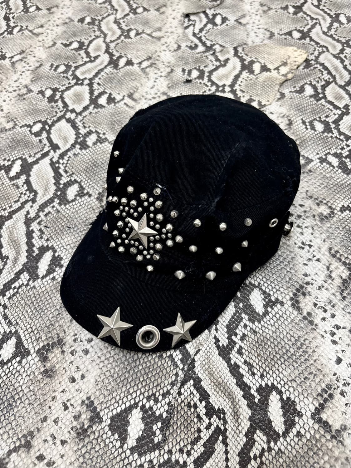 “Egoist” Punk&Y2K Mood Star Stud Cap 상품이미지2