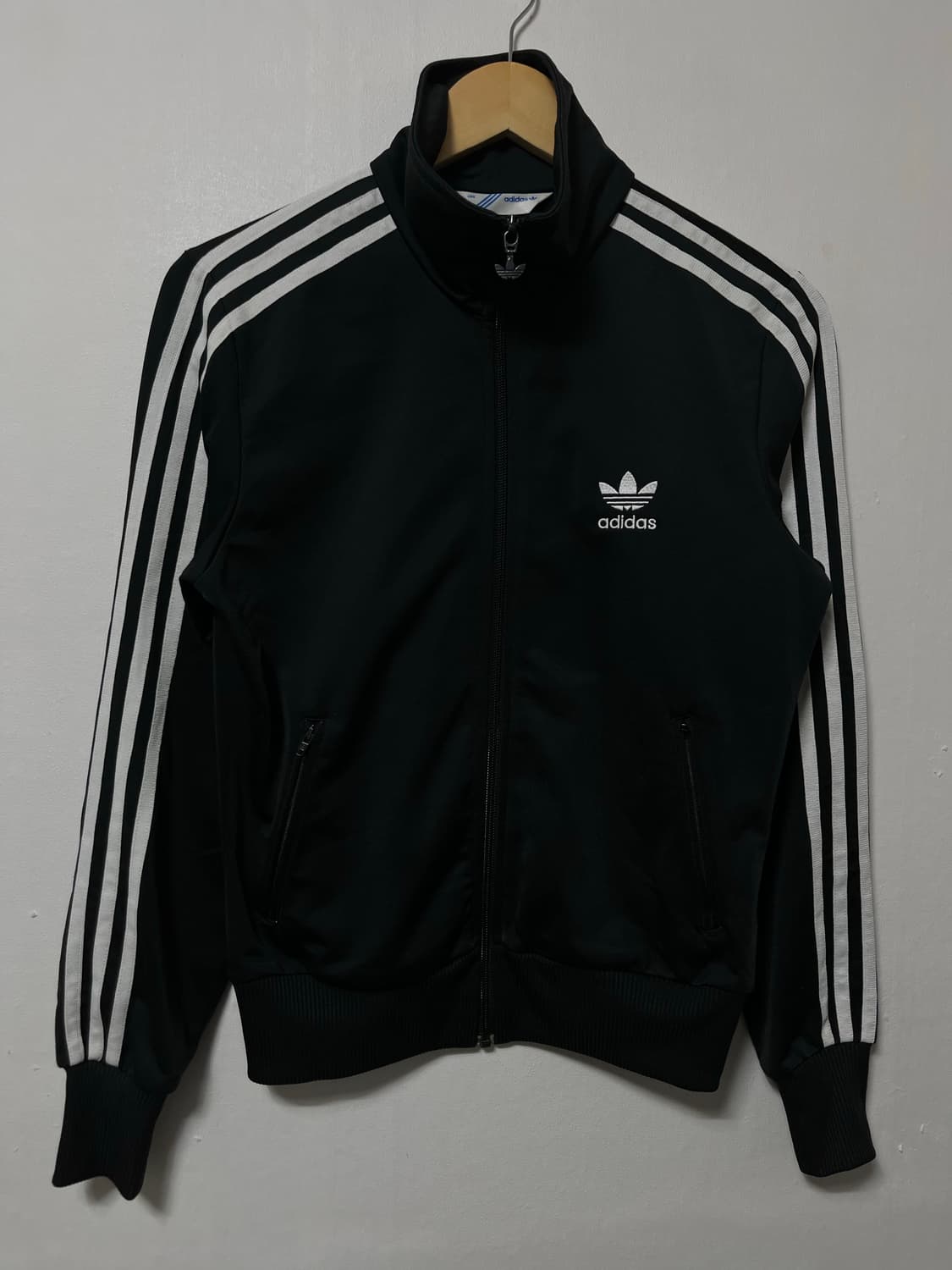 55-66 아디다스 오리지널 빅로고 파이어버드 트랙탑 져지 정품 상품이미지2