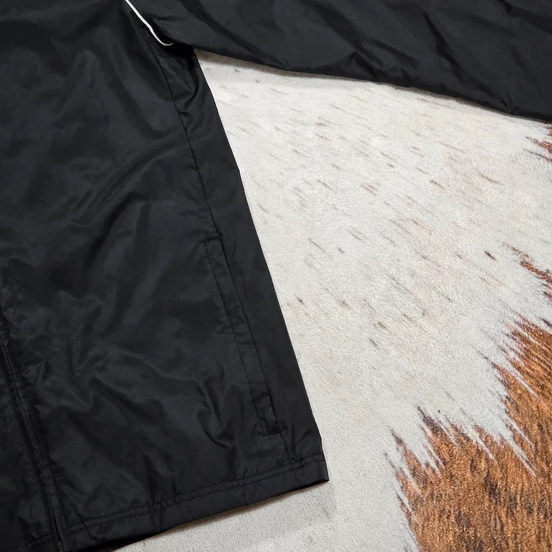 아디다스 블랙 라인 바람막이 자켓 상품이미지3