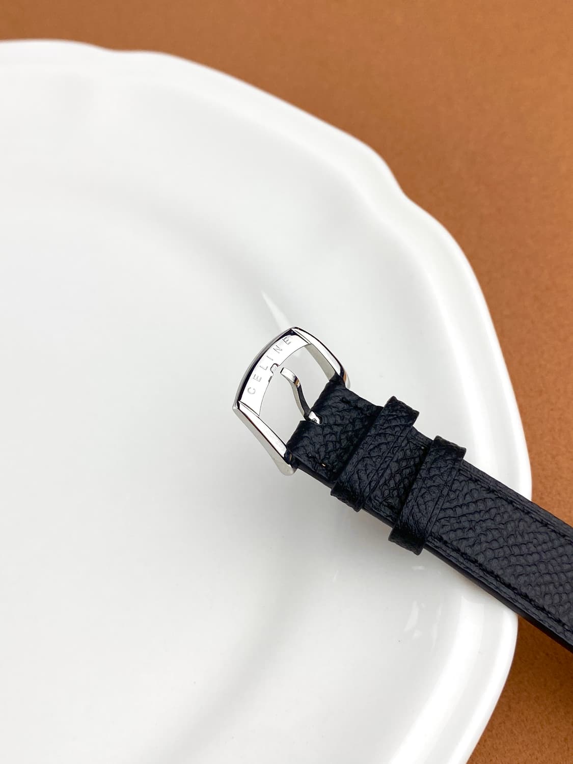 CELINE soft shell watch UNISEX 상품이미지9