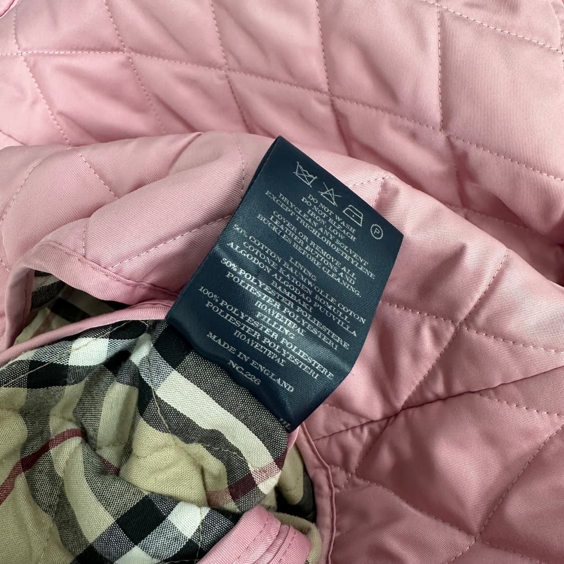 버버리 영국판 우유핑크 체크 퀼팅 자켓 상품이미지10