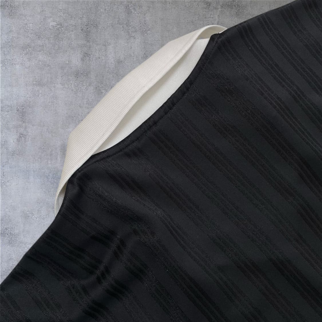 아디다스 adidas 블랙 아디컬러 피케 풋볼 긴팔 티셔츠 XS(85) 상품이미지6