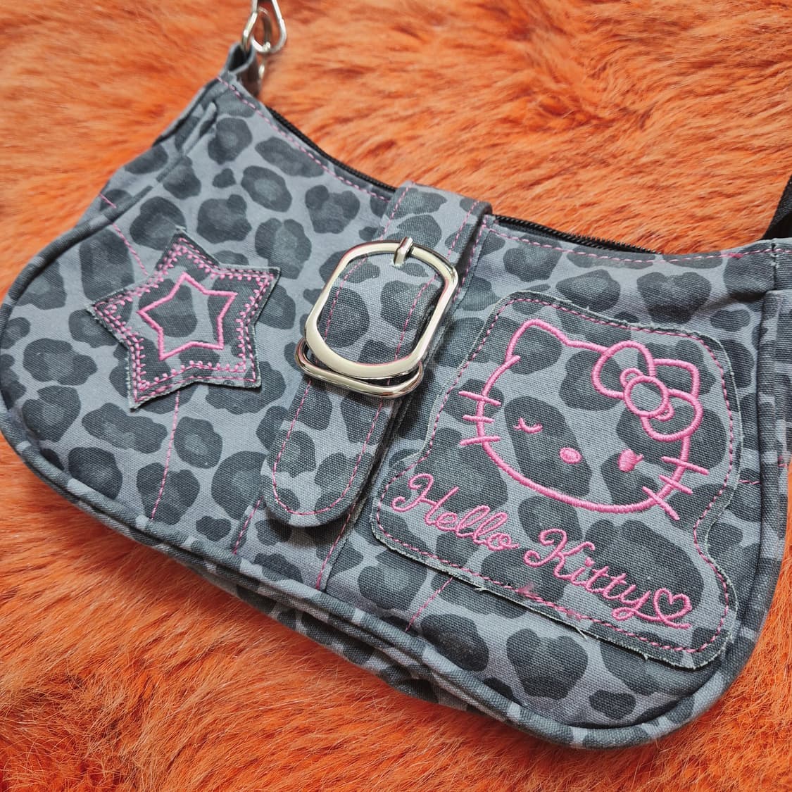 일본 Hello kitty 헬로키티 레오파드 미니 숄더백 새상품 상품이미지3