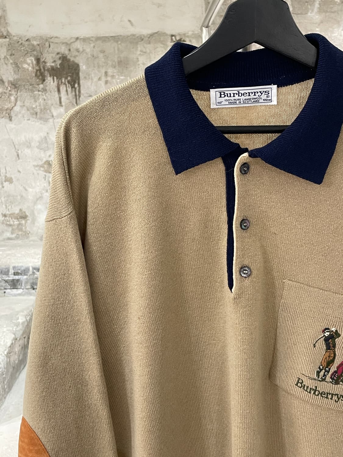 버버리 베이지 골프 로고 페이크 포켓 암 패치 카라 니트 상품이미지2