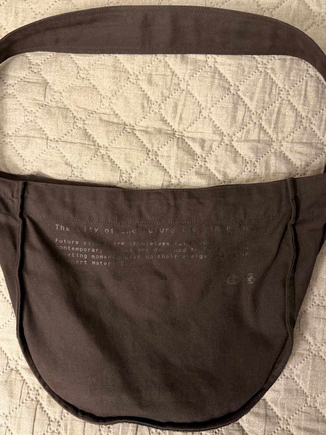 산산기어 뷰티풀 스윌 백 차콜 상품이미지3