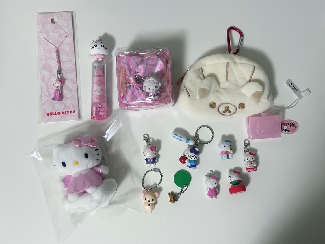 14종 리락쿠마 만두 웨이트리스 키티 스트랩 천사 키티 롱다리 50주년 상품이미지1