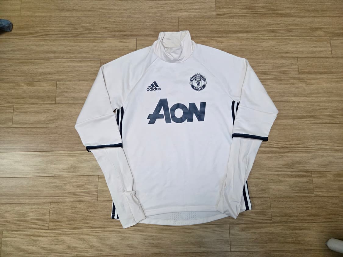 아디다스 맨체스터 유나이티드 트레이닝 탑  상품이미지2