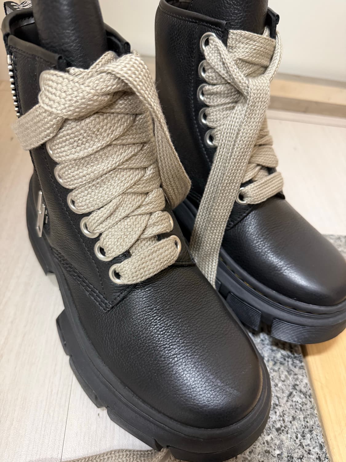 닥터마틴 릭오웬스 1460 점보레이스 부츠 (UK 6) 상품이미지5