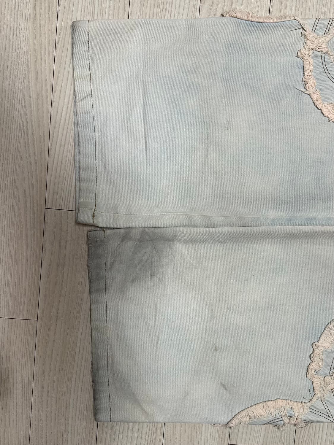 Surgery Clover Logo Patch Jeans Cream 상품이미지4