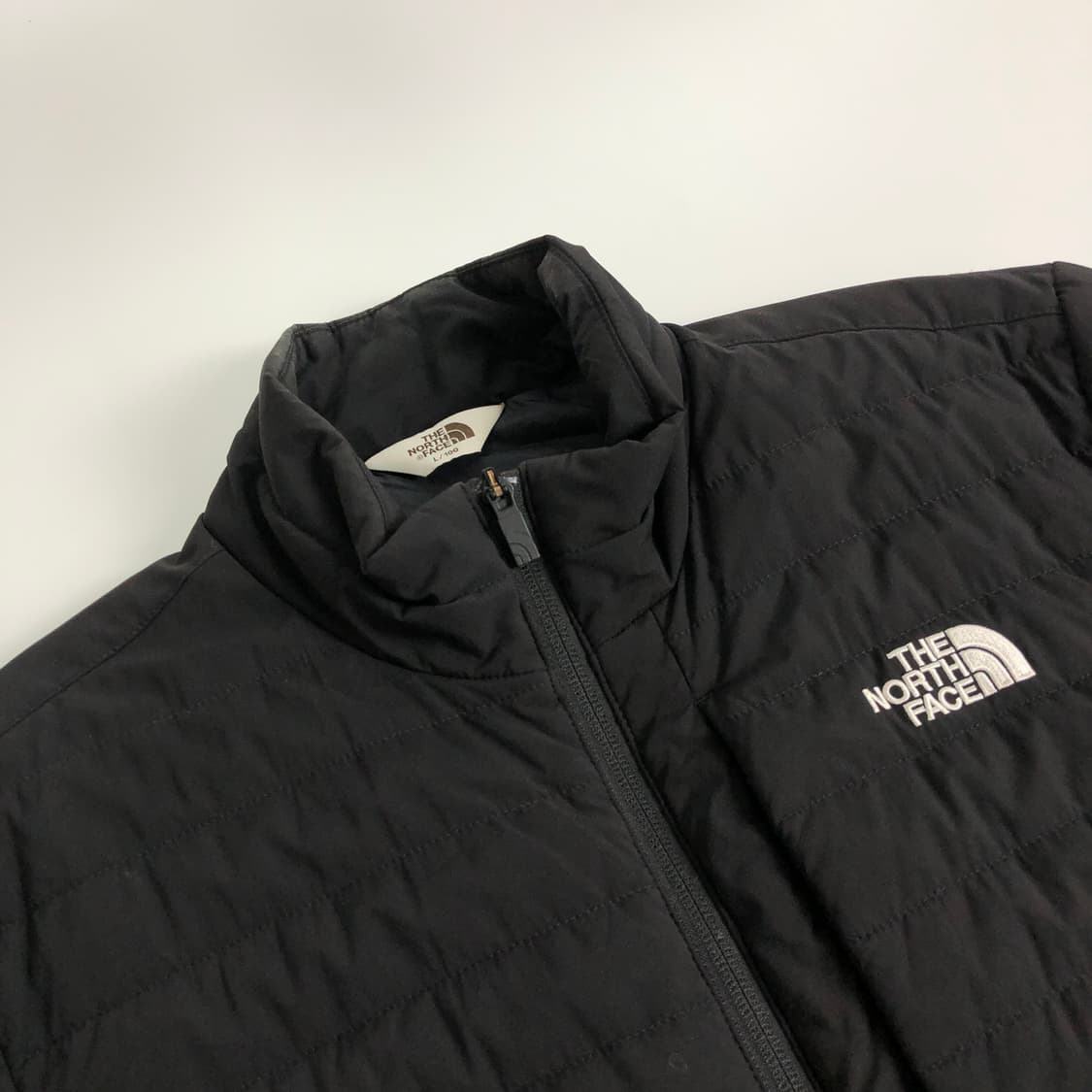 노스페이스 경량패딩 L 상품이미지3