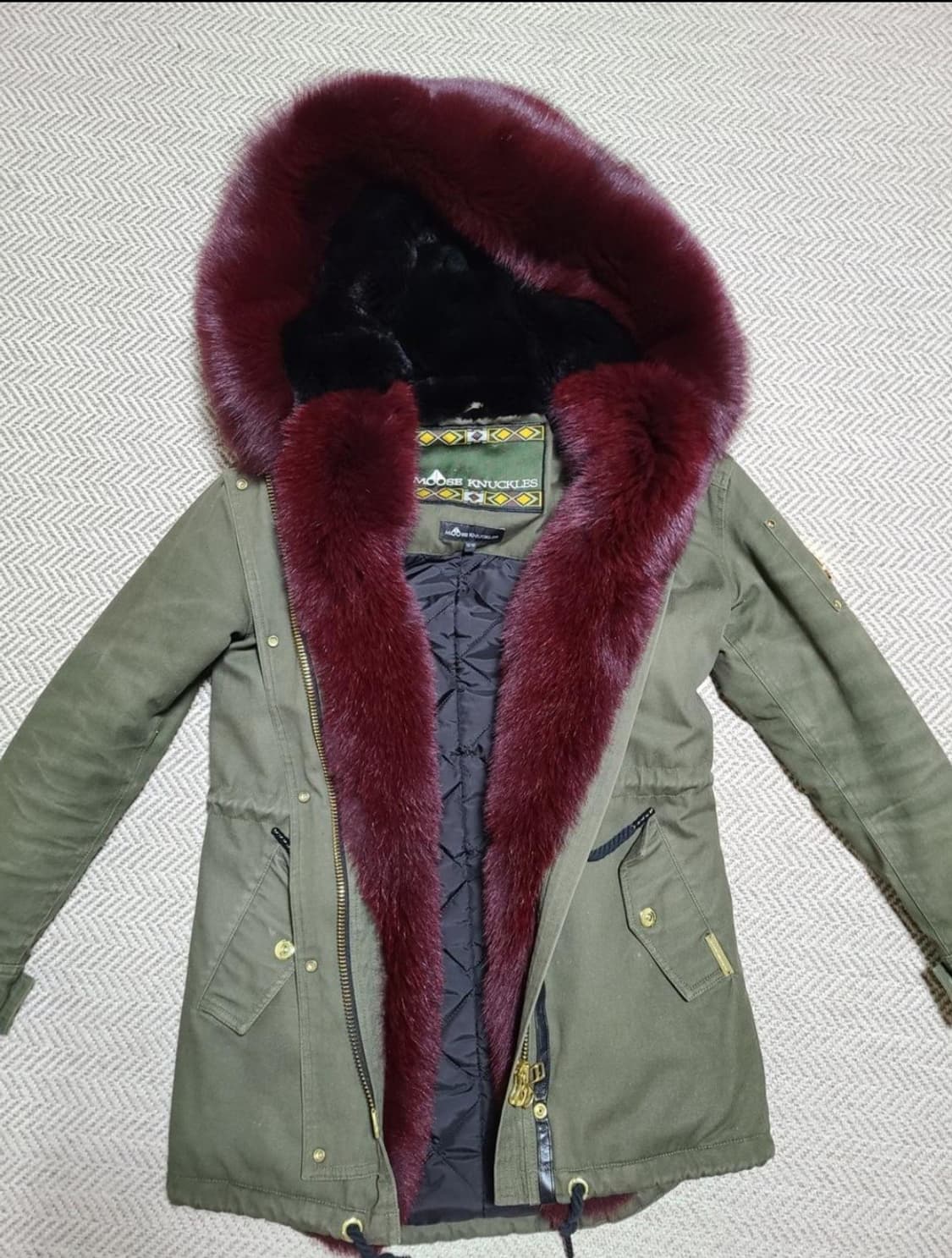 무스너클 에성 패딩 상품이미지3