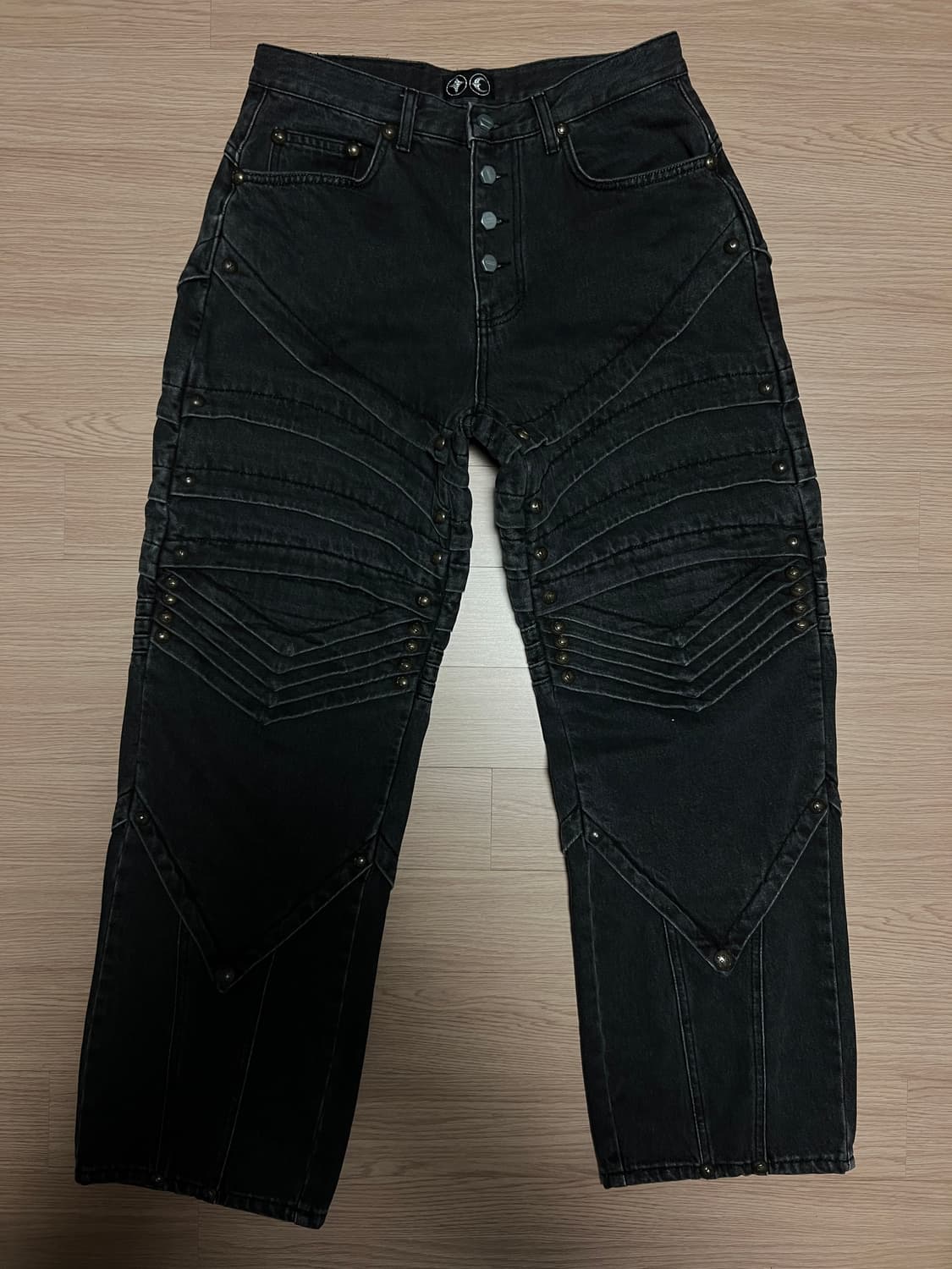 떠그클럽 풀스터드 데님팬츠 블랙 2사 상품이미지1