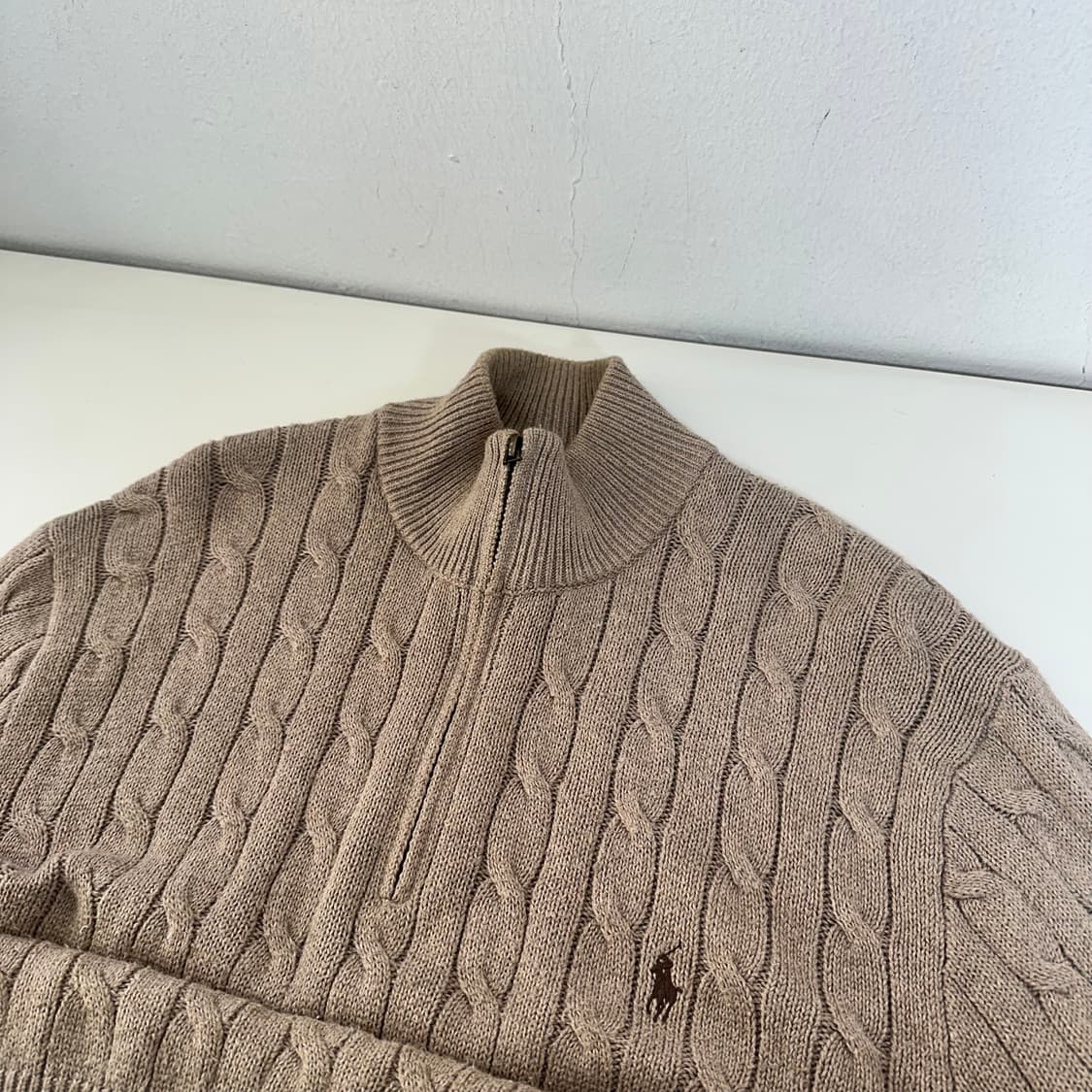 L 폴로 랄프로렌 베이지 꽈배기 반집업니트 상품이미지2