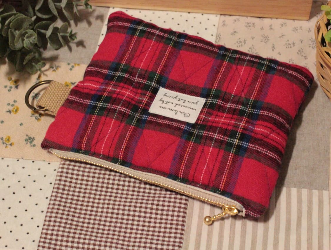 핸드메이드 레드체크 키링 퀼팅 파우치 상품이미지9