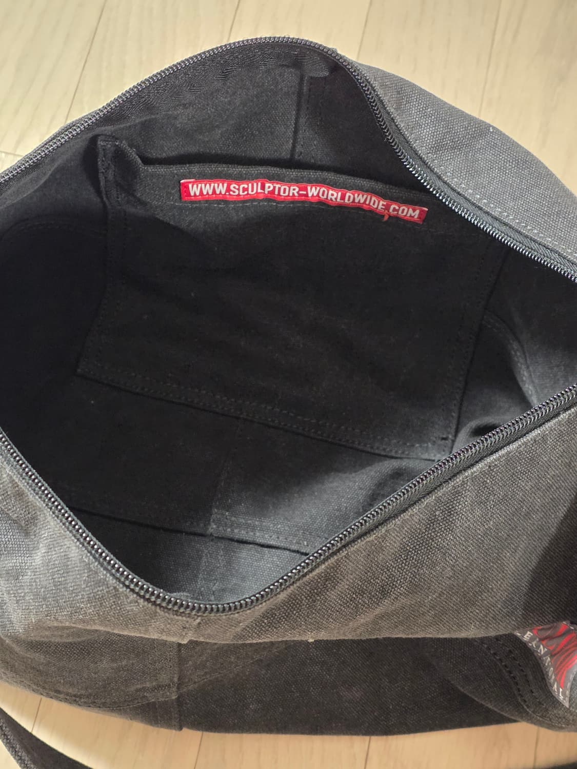 스컬프터 빈티지 캔버스 더플백 - 차콜 상품이미지3