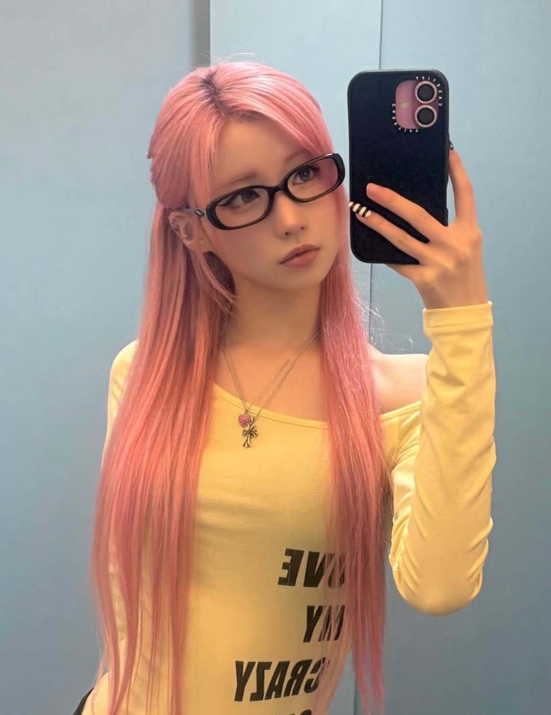 크롬하츠 타이니펫 크로스 펜던트 블랙다이아 풀파베 상품이미지10