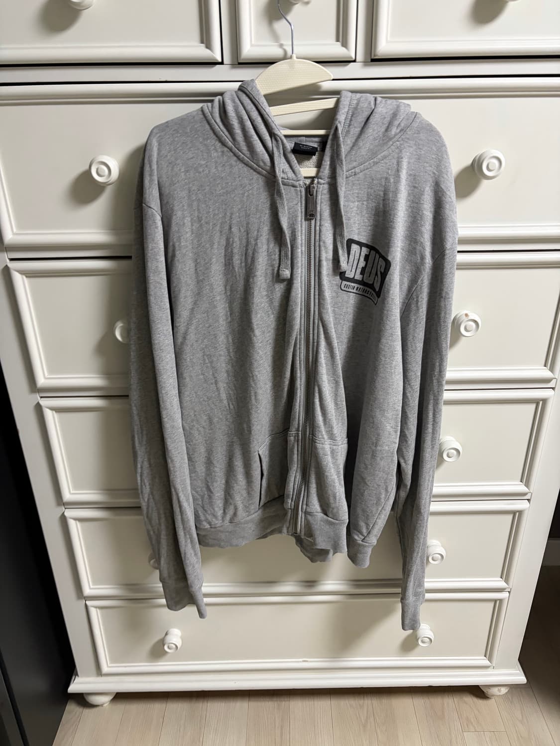 데우스 후드집업 상품이미지1