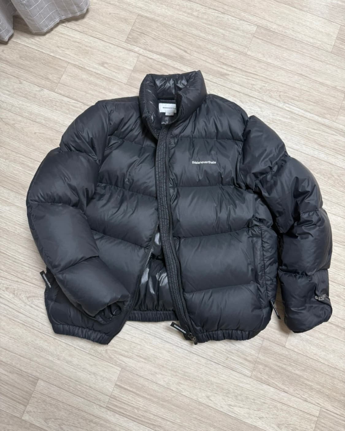 디스이즈네버댓 패딩 상품이미지1