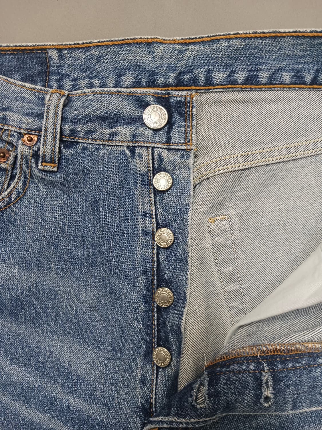 [32] 리바이스 501 "90s" 오리지널 진 청바지 상품이미지6