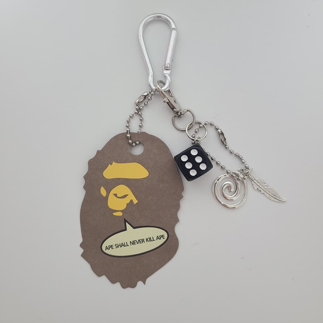 베이프 커스텀 키링 상품이미지1