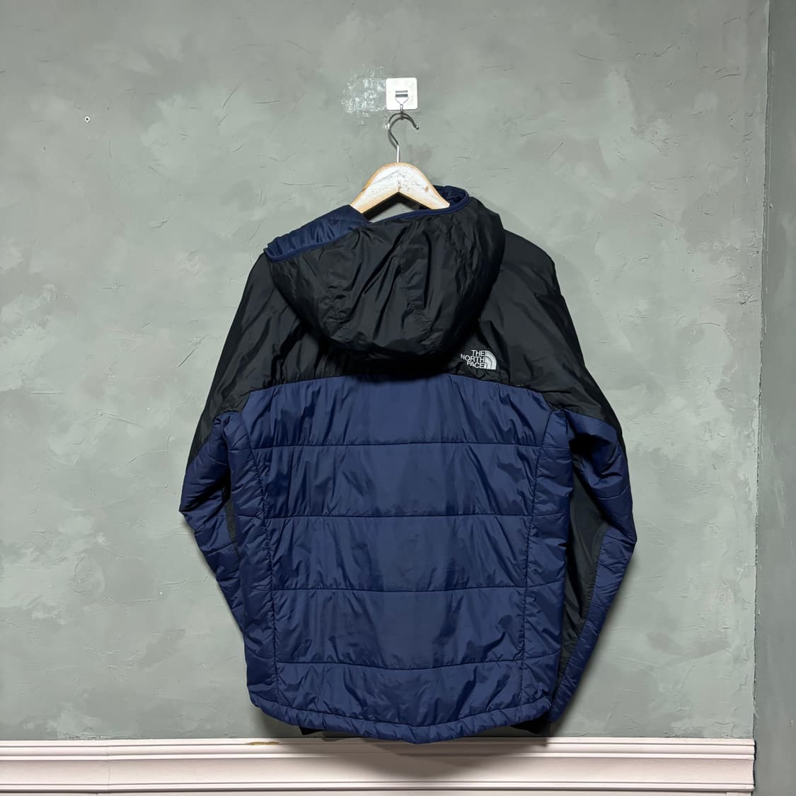 노스페이스 써밋시리즈 경량패딩 바람막이 점퍼 상품이미지4