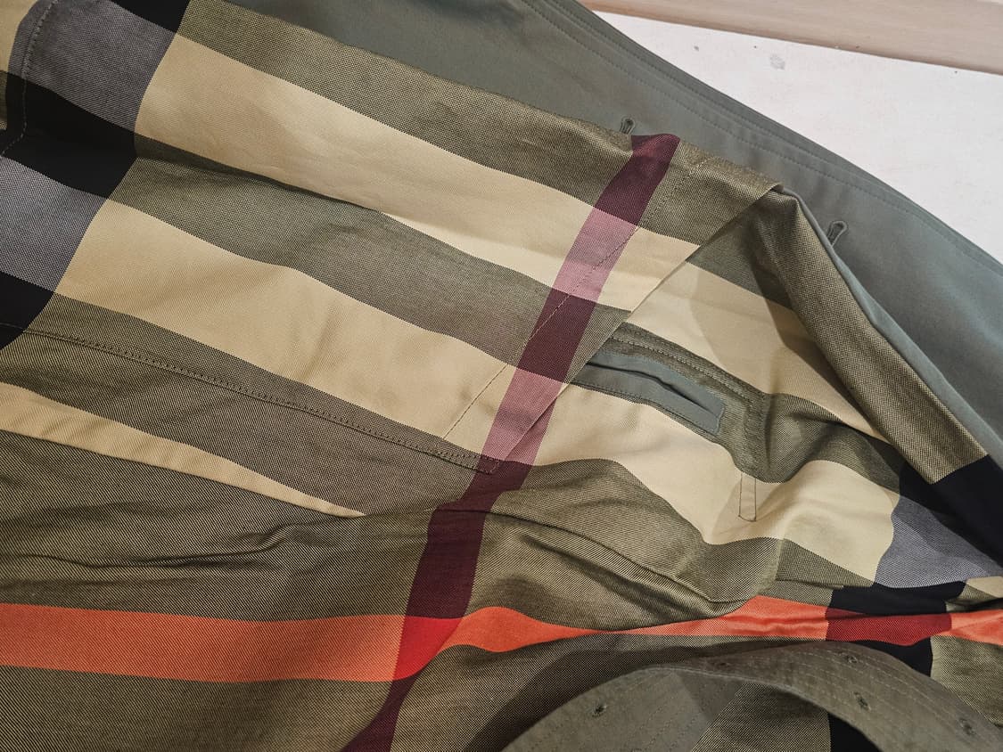 새제품 버버리 코트 EU36 브라이트올리브 컬러  상품이미지8