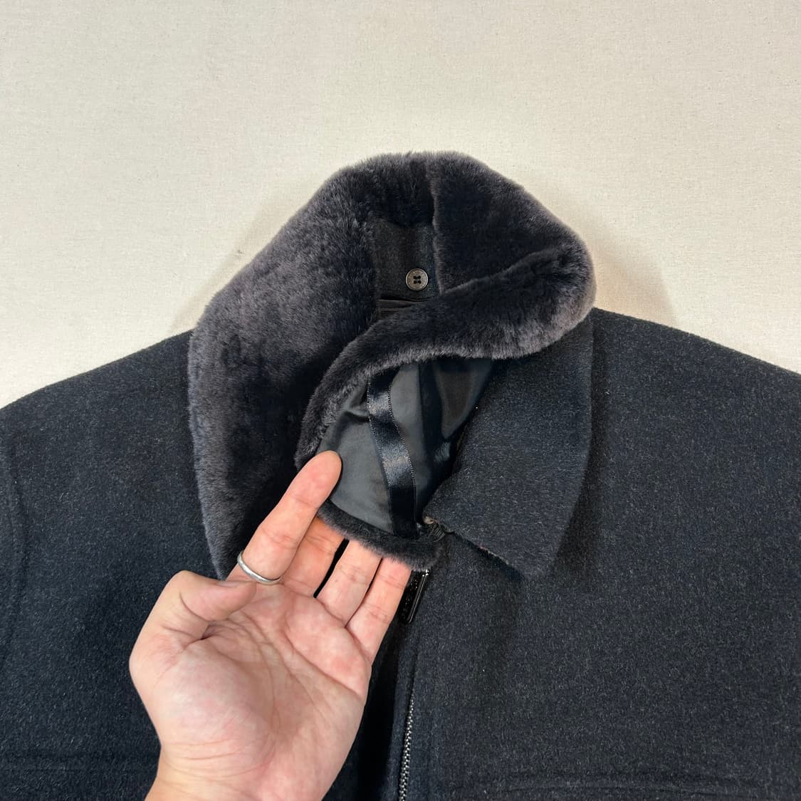 L) YSL 입생로랑 블랙 양털 퍼 울 코트 자켓 상품이미지6
