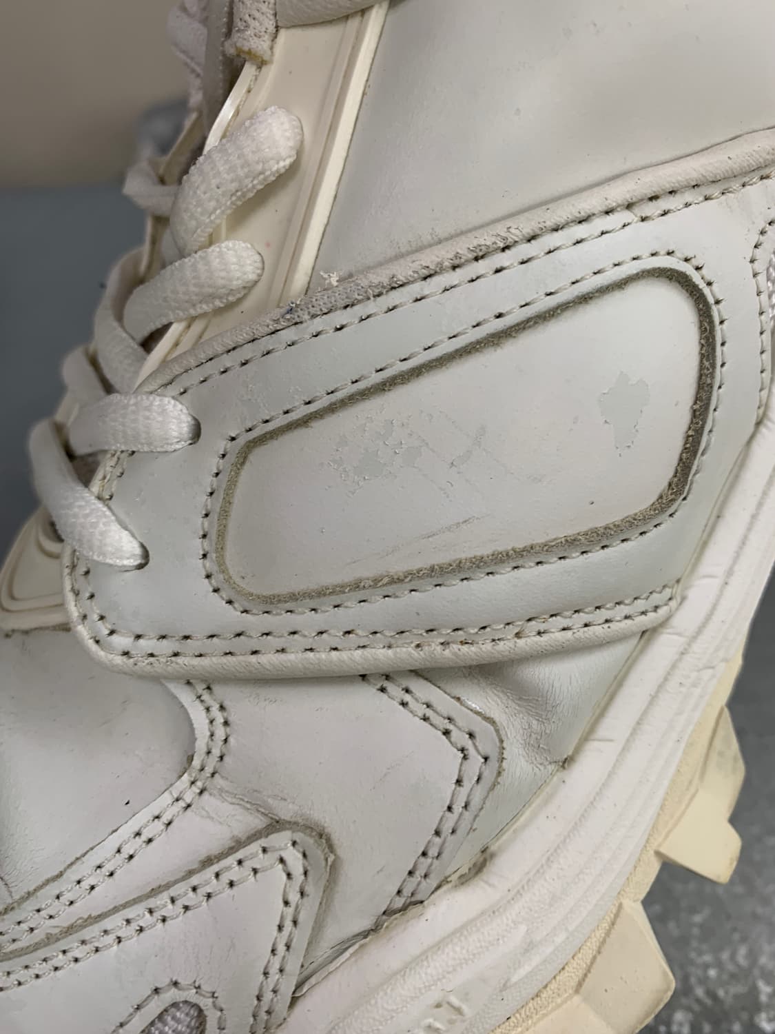 준지 스니커즈 화이트 UK7(260) 상품이미지8